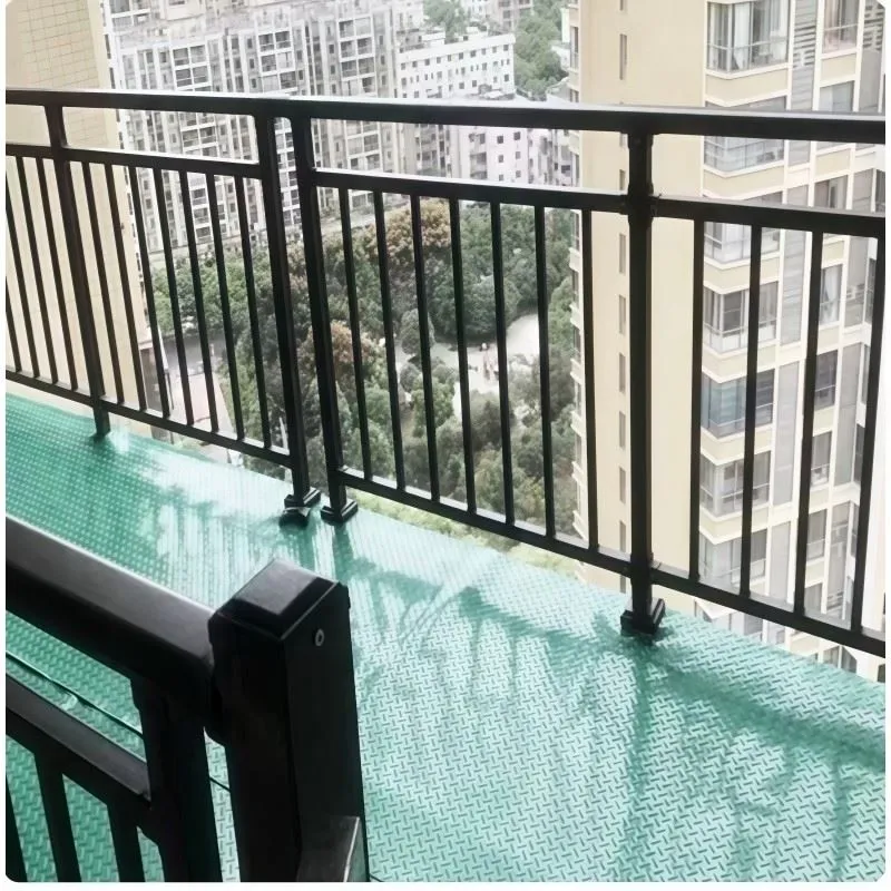 Connecting Corridor Railings best